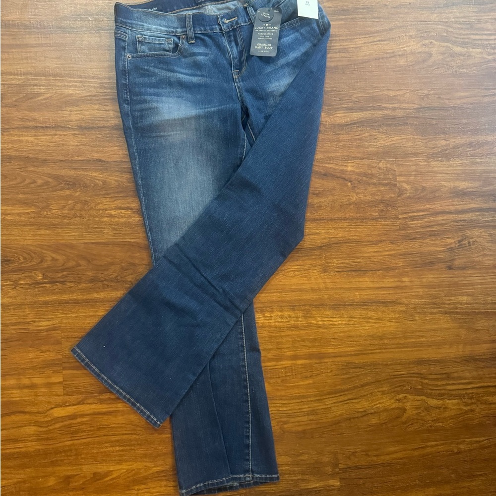 Lucky Brand dark blue “sweet and straight” jeans 6/28 NWT